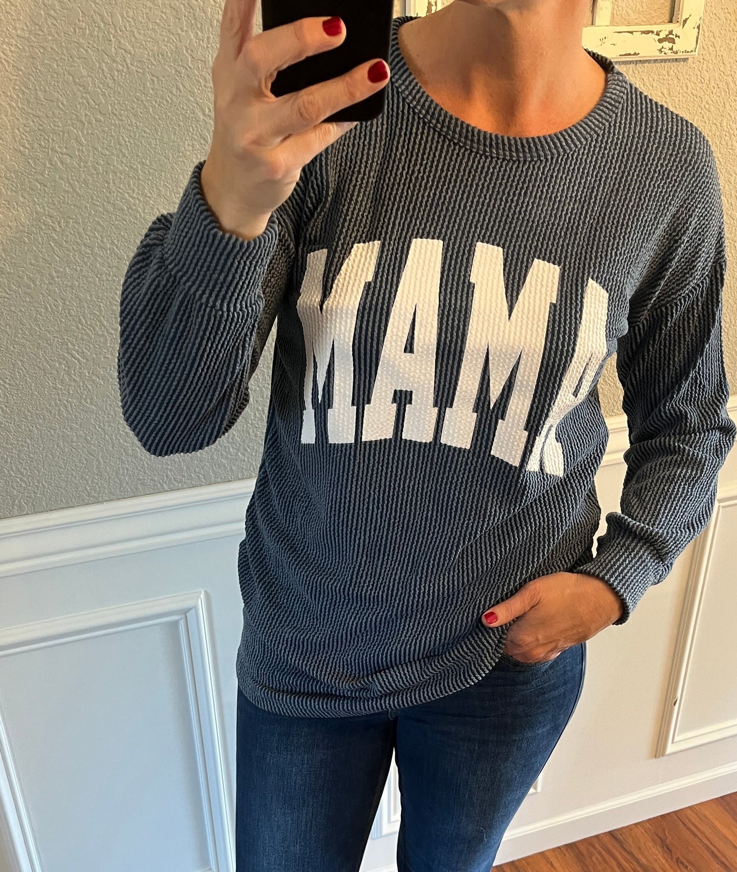 Vintage Navy Mama Pullover