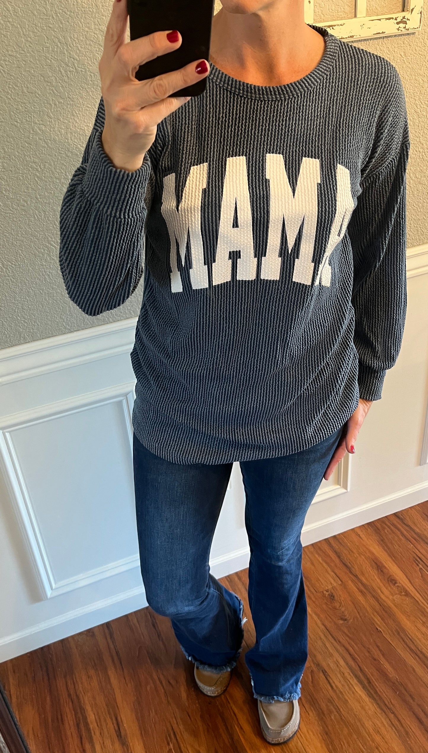 Vintage Navy Mama Pullover