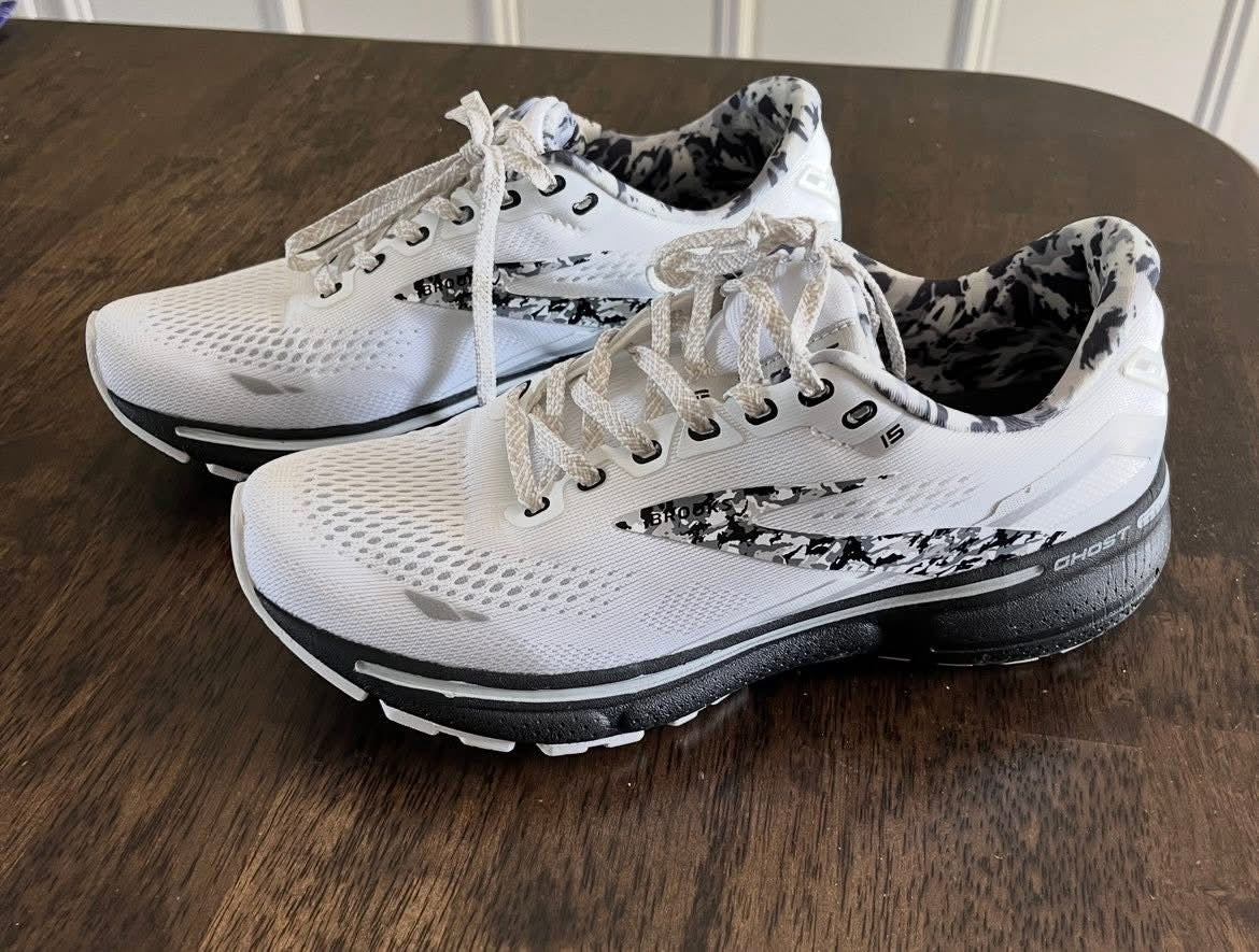 Preorder: Brookie Sneaks 1